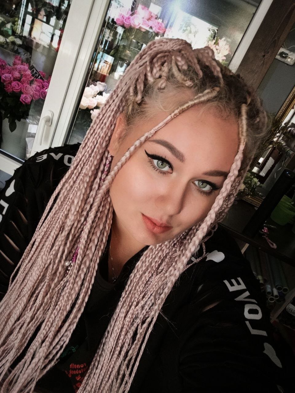 Mirabel_