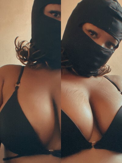 AZURUchan7 on StripChat