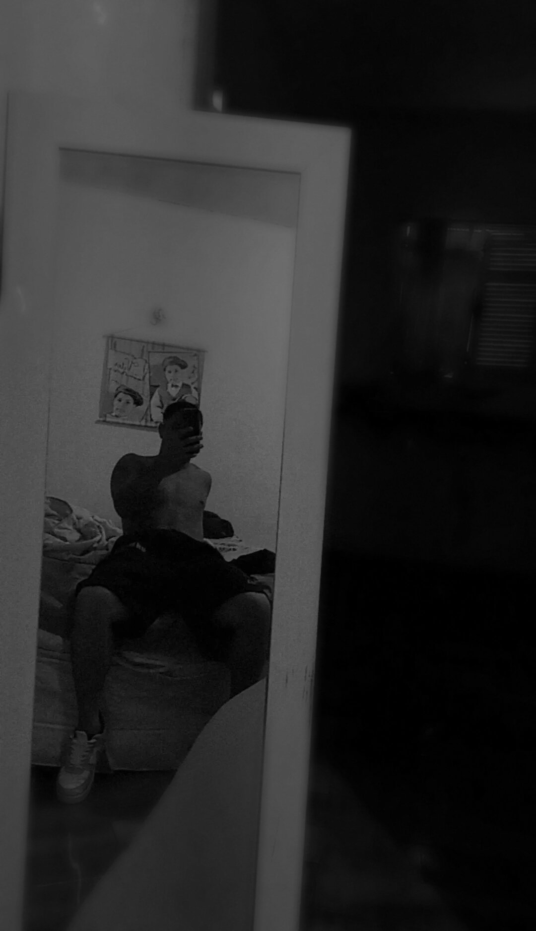 hvitinlsz03@xh