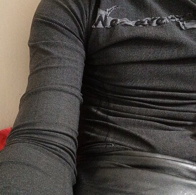 Ivnkawhore69 Male Blackhair Free Webcam Nude