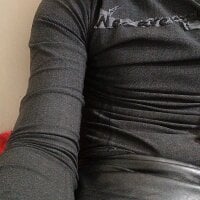 Ivnkawhore69's webcam live show