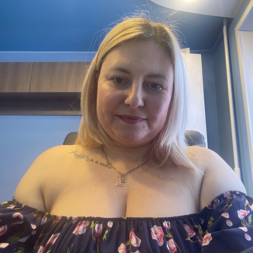 Eleonora_Love1 profile