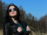 Eleanor_Lizbeth's Offline Chat Room