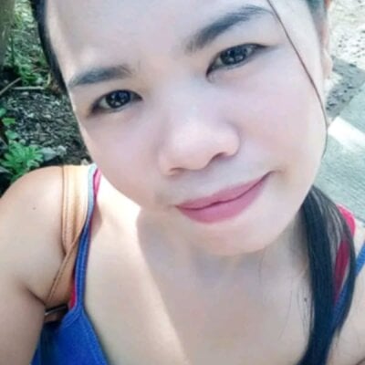 Fatima_xx Female Bigass Strip Webcam