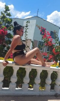 MiaFoxx149 라이브 XXX 채팅