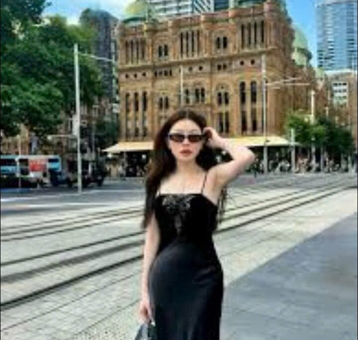 onaircams.com honey-kis livesex profile in v cams