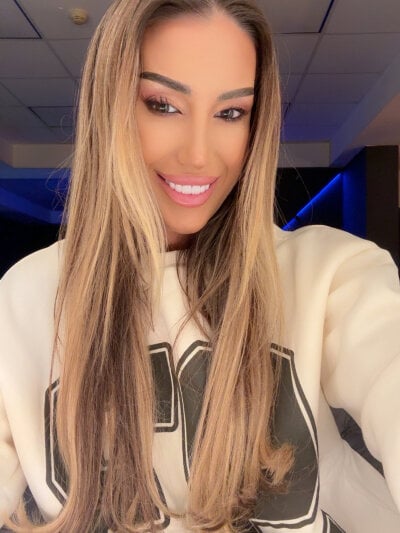 Evelyn_Evyyy - sexting