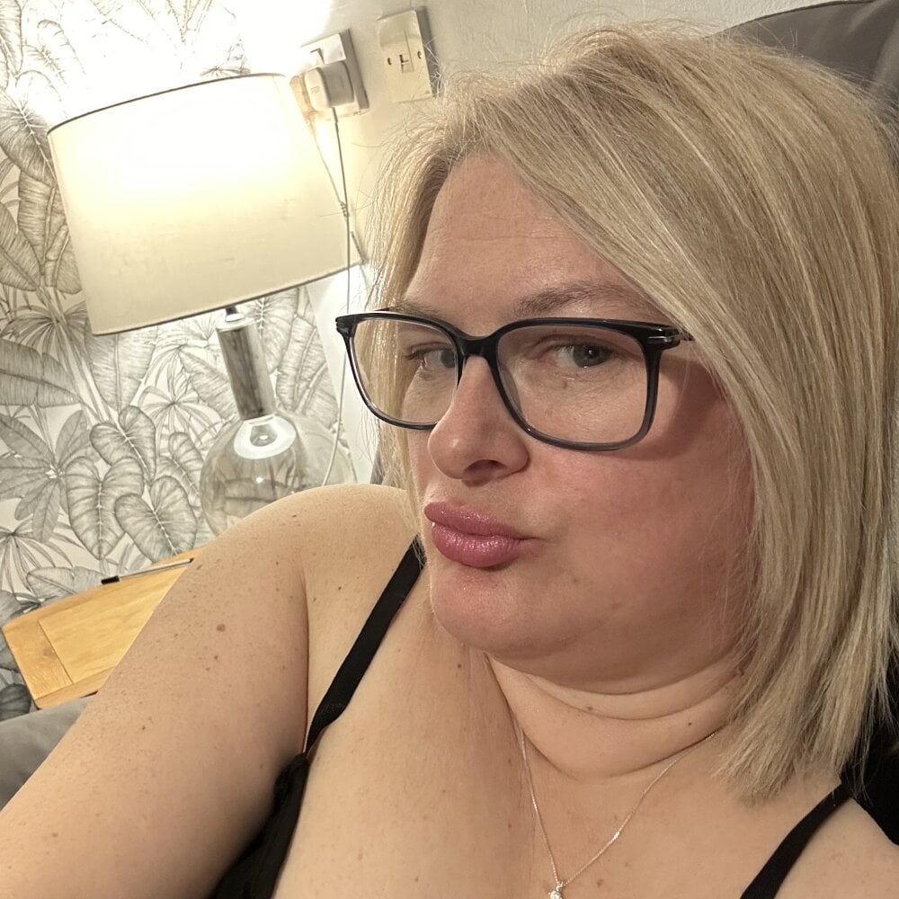Welsh_Magical_Milf profile