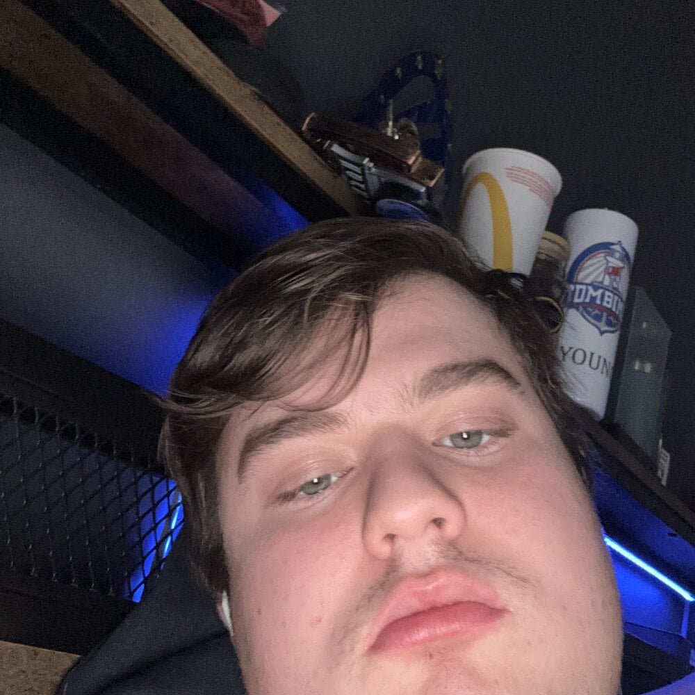 Chatroom XXX hors ligne de Liamdaddysexy