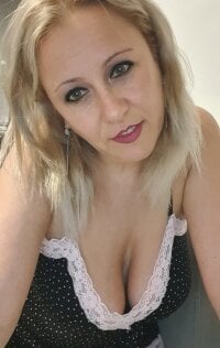 jadesweetness23's webcam live show