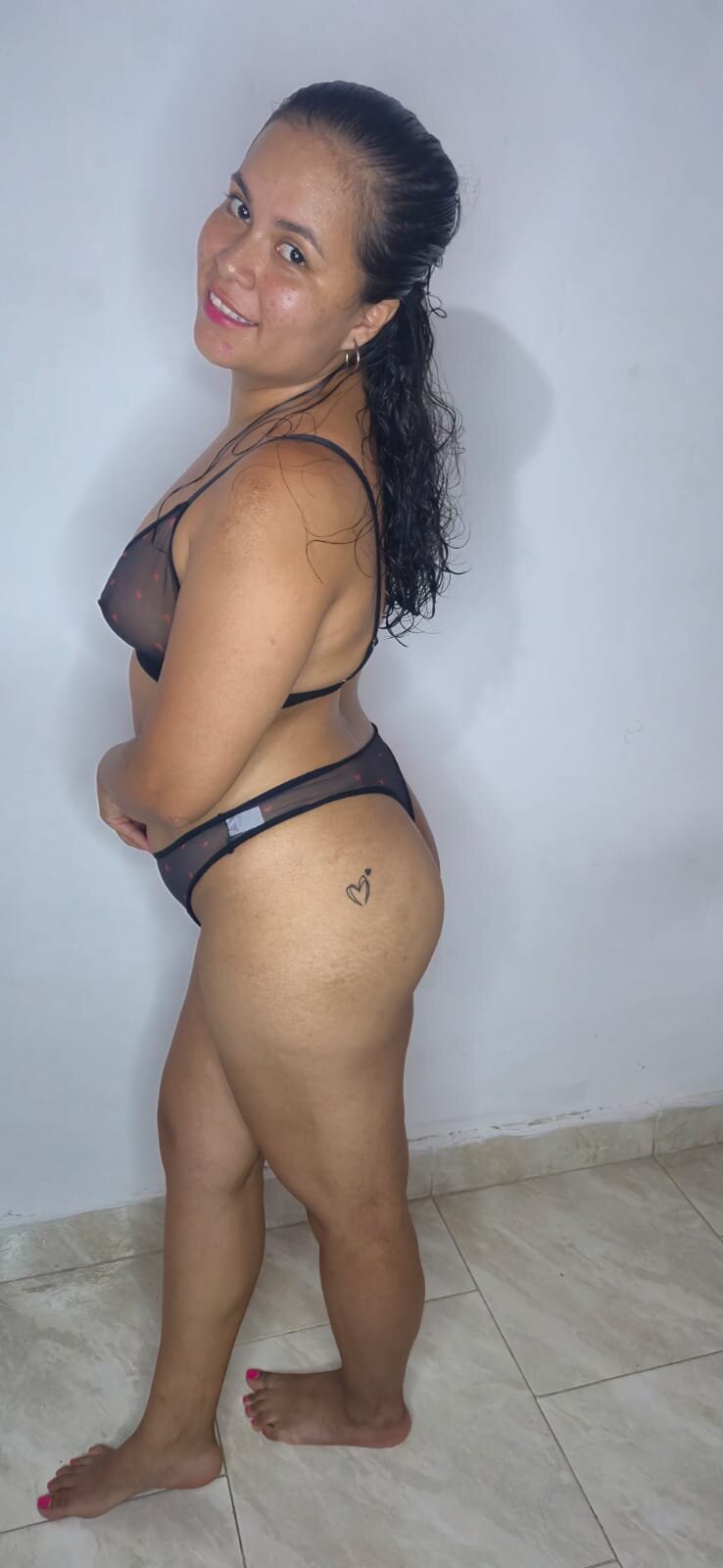 amelia_hot2025