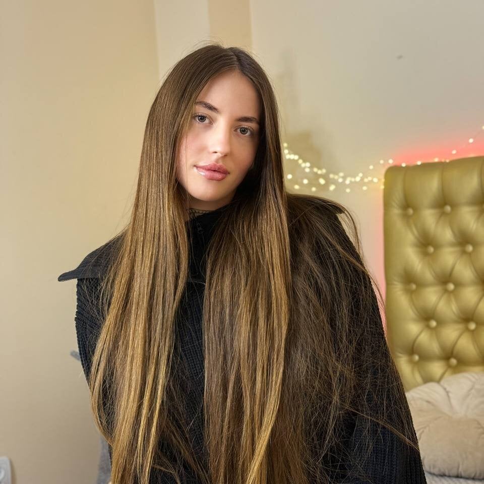 livestrip-joy.com adrianacult livesex profile in caucasian cams