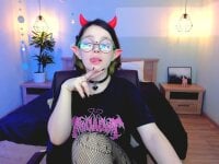 MeganBarnett offline chat-rom