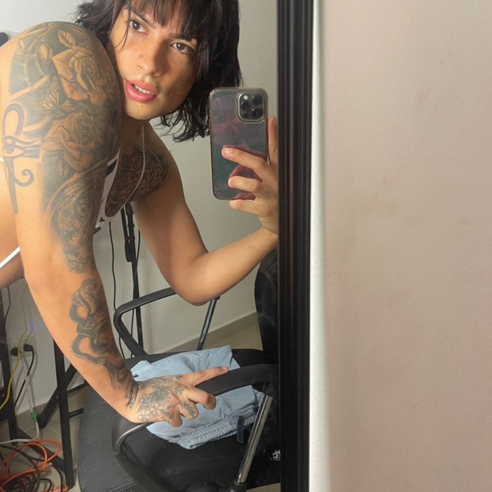 dubayiana from stripchat