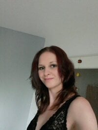 AdultSexyWomen's Offline Chat Room