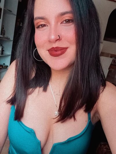 _alices_white from stripchat