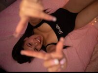 Daila_riley1's Offline Chat Room
