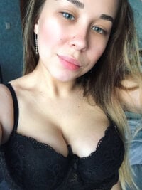 Ami_Sweety's Offline Chat Room