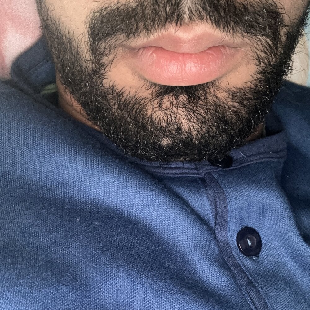 Mahmodkhaled21: офлайн-секс-чат