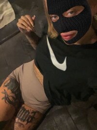 Zungenlolly_quinn's webcam live show