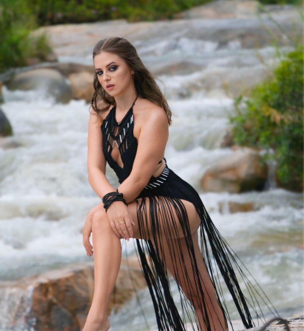 Sienna_Voss