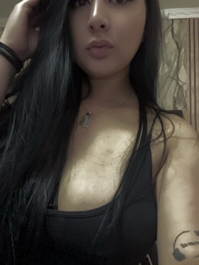 Abril_Luv - black hair