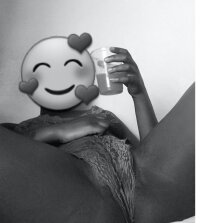 Sexxually_frustratedd's Offline XXX Chat