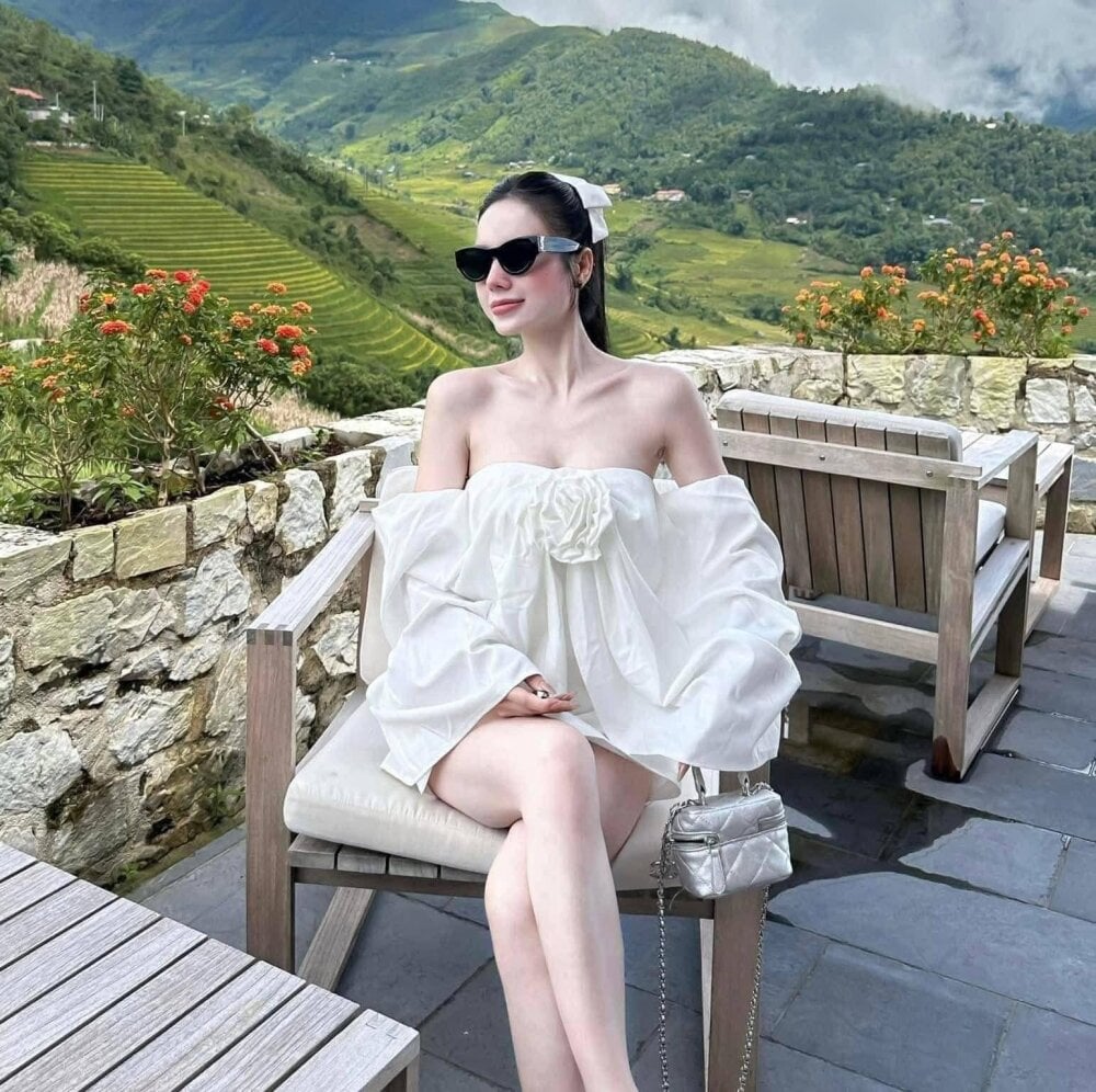 onaircams.com runchen_12 livesex profile in vietnam cams