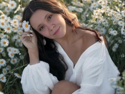 livesex.fan _AliceCullen_ livesex profile in grey-hair cams