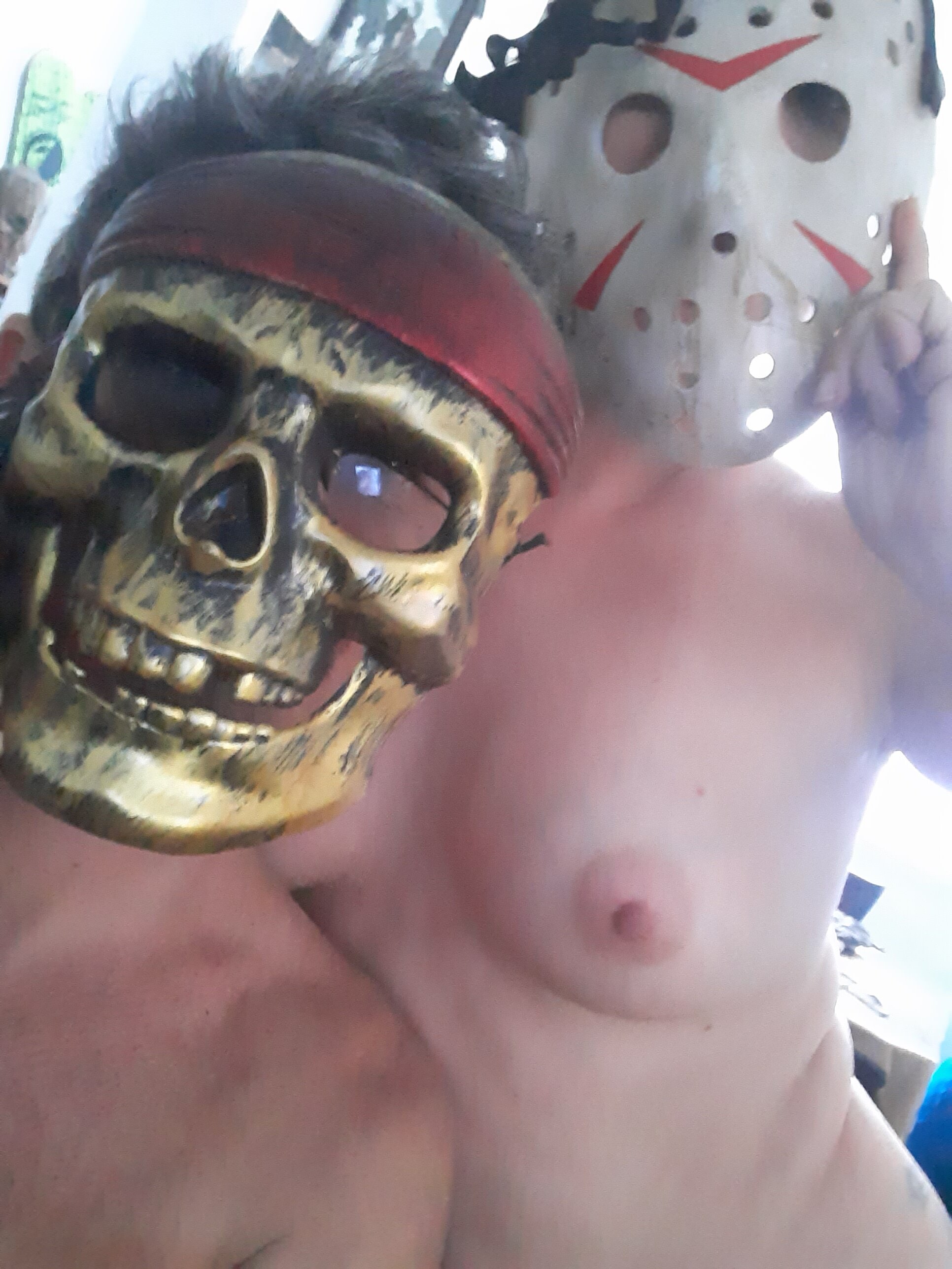 maskhotcouple