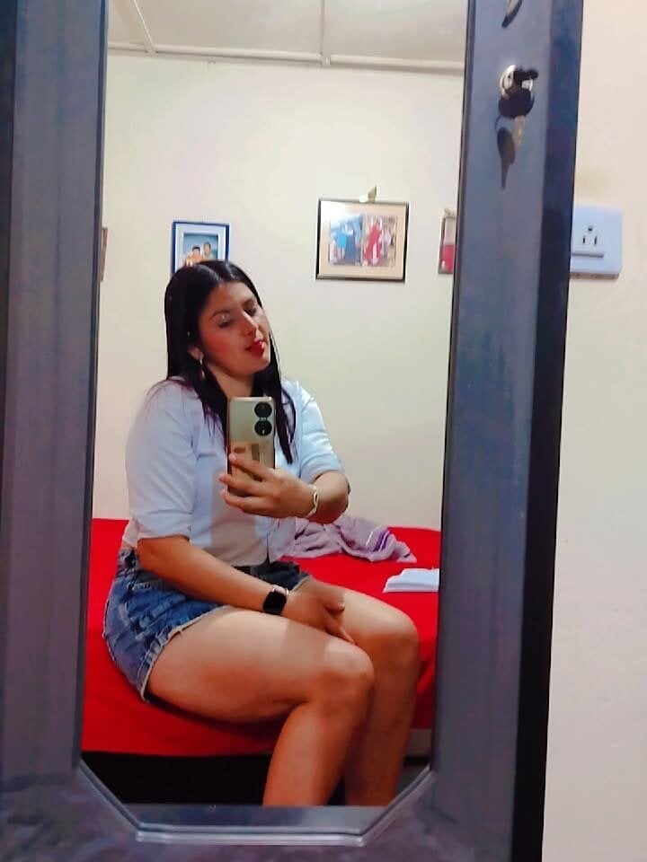 Isaaqueensi's Offline XXX Chat