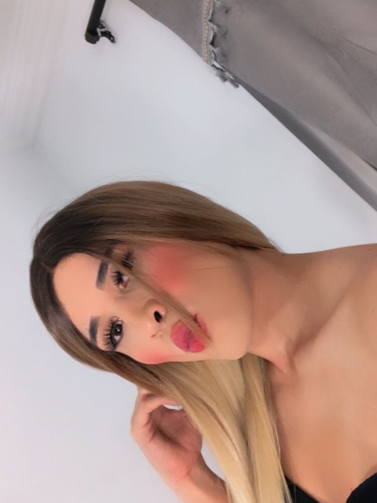 nathalia_isazax