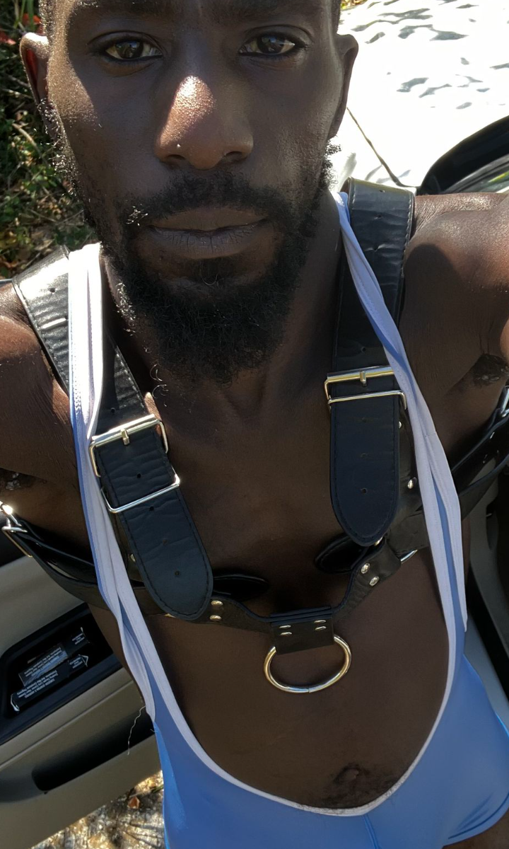 ThickNHung90's Offline XXX Chat