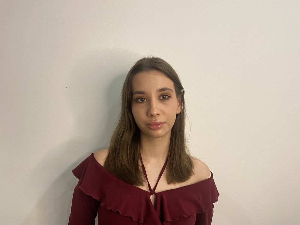 watchgirlcam.com jacalynschreiber livesex profile in small-city-in-france cams