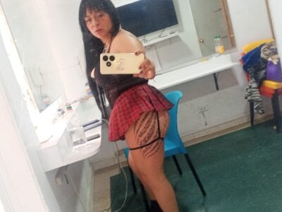 Pamela1_Red