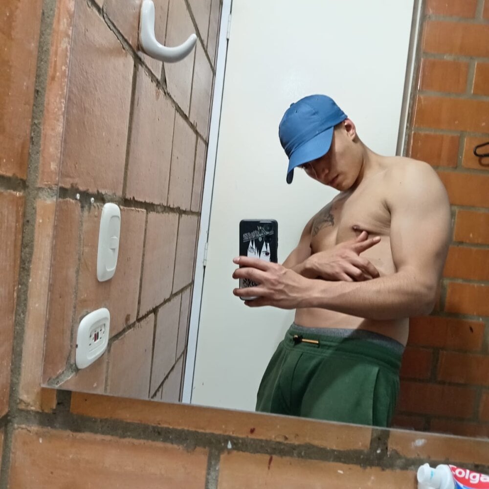 roobin420 from stripchat