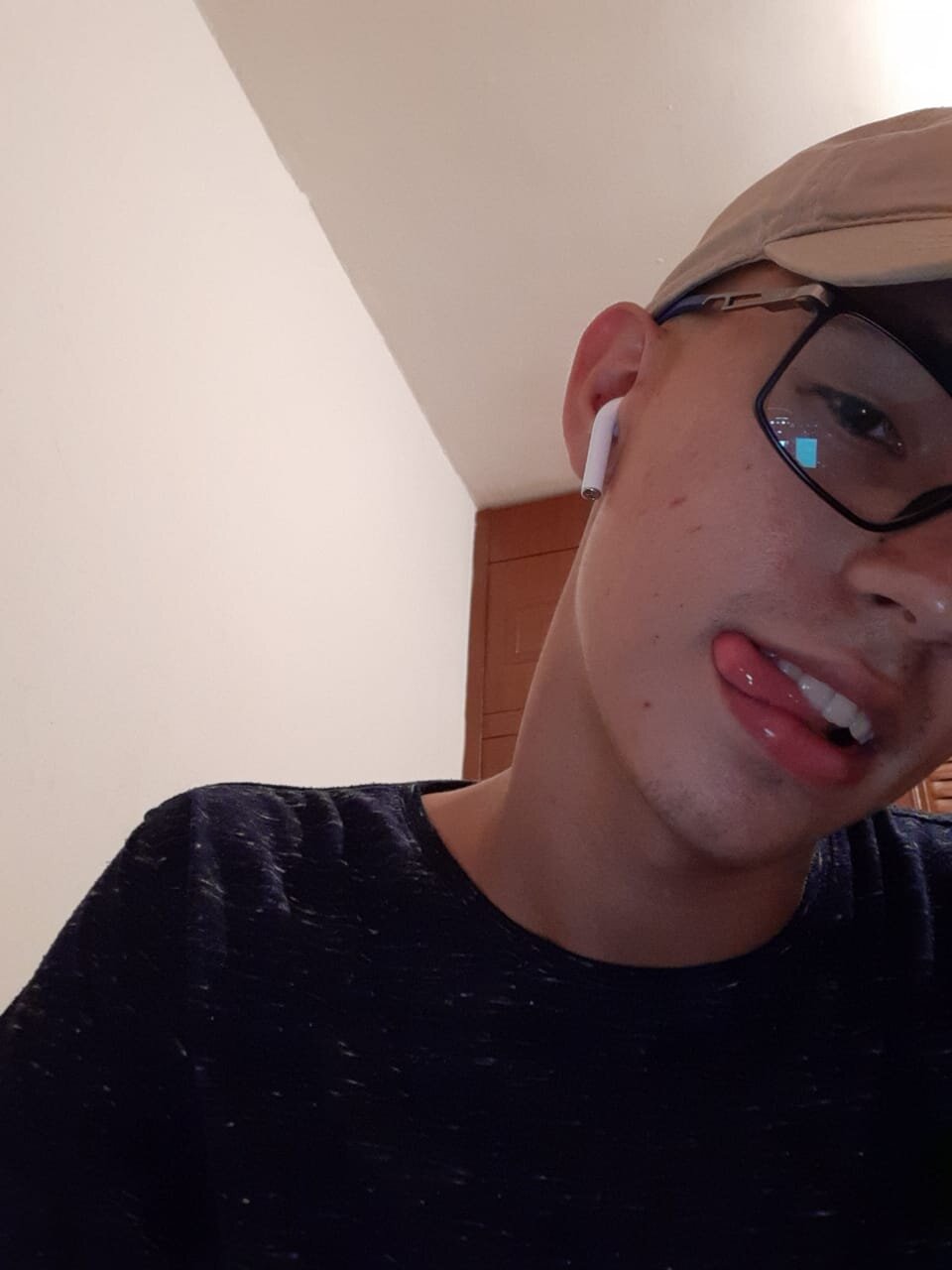 AndyHot1825
