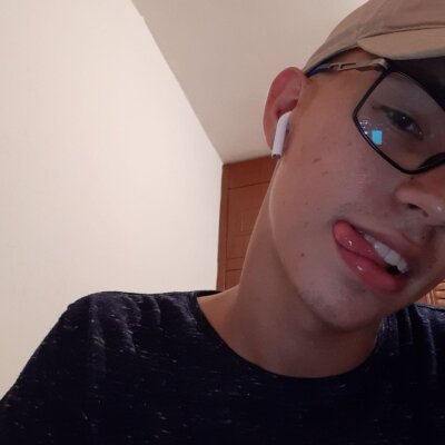 andyhot1825 from stripchat