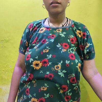 Bhabi_Rani Female Bigtitshairy Live Cam Adult