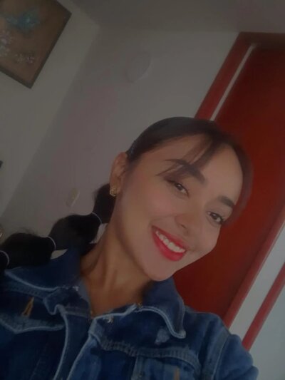 elli_perez Avatar