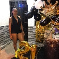 FarahWilliamss' Offline Chat Room