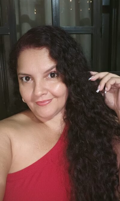 Mia_Hotwife1