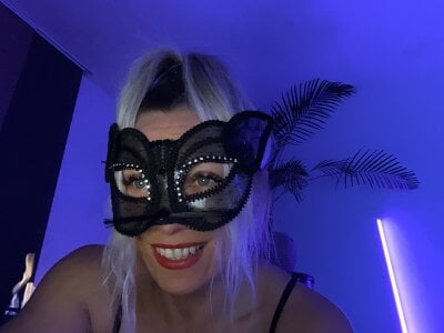 couple_mistery - fingering milfs