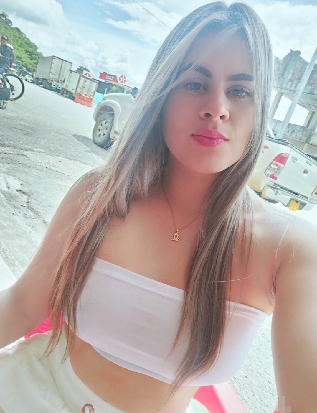 Pamela2536