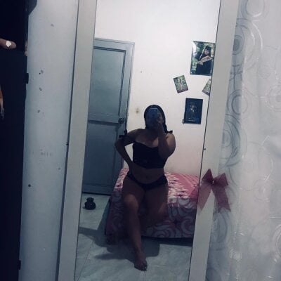 Evelyn_n_ - colombian