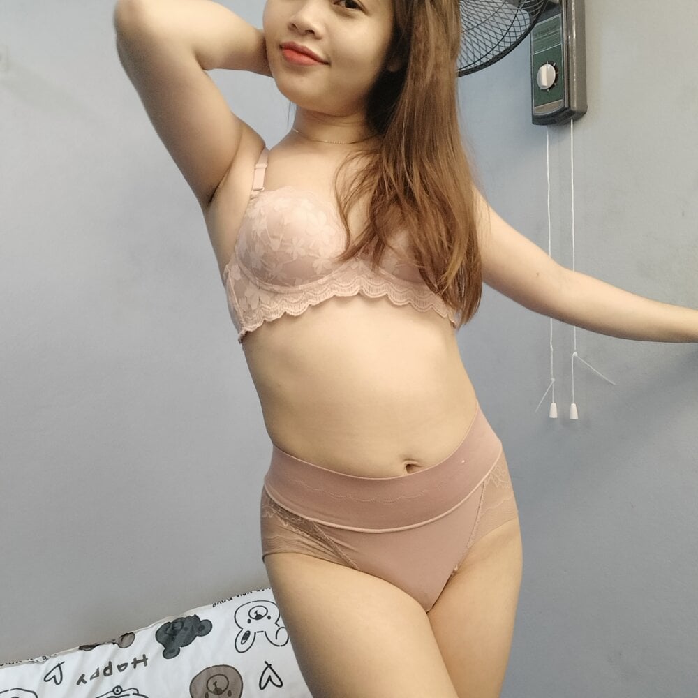 Sextenrgirl profile