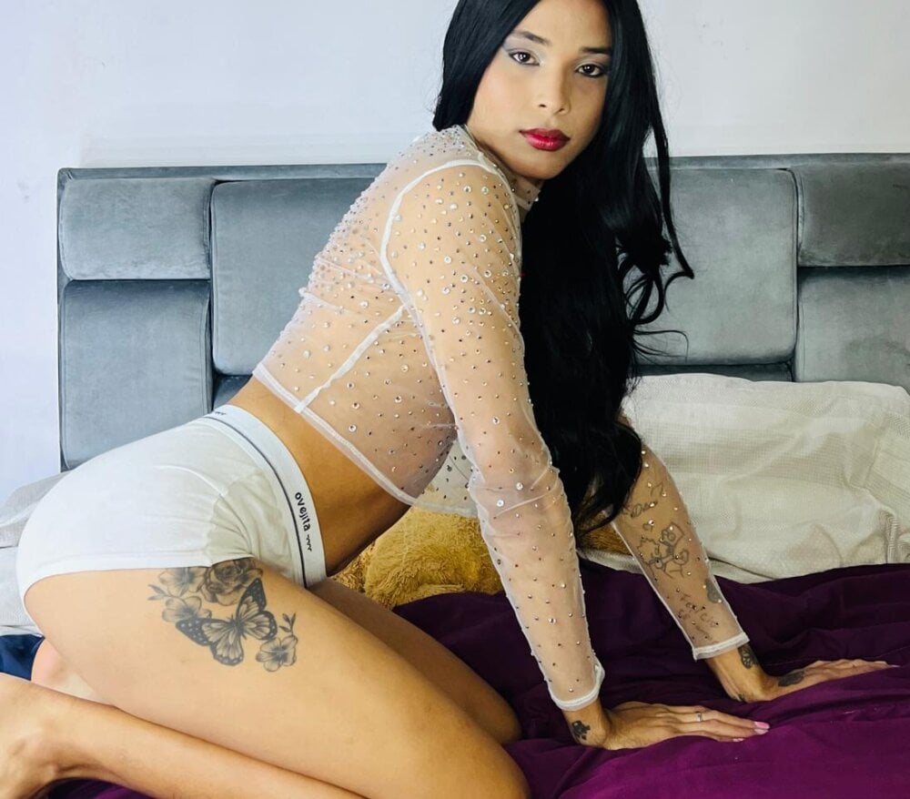 melani_hot_ from stripchat