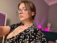 reb_luvng's webcam live show