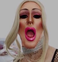 lisacocktv's Offline Chat Room