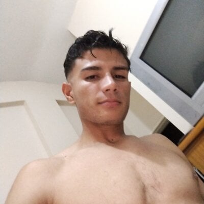 COOPERJJ4 Male Straight Free Cam Chat